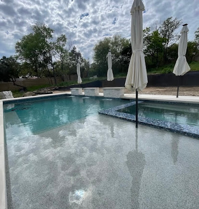 Swimming pool installation